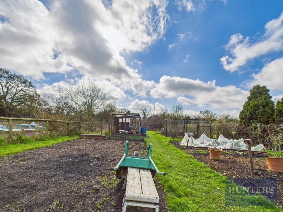 Shakespeare Cottages, The Reddings, Cheltenham