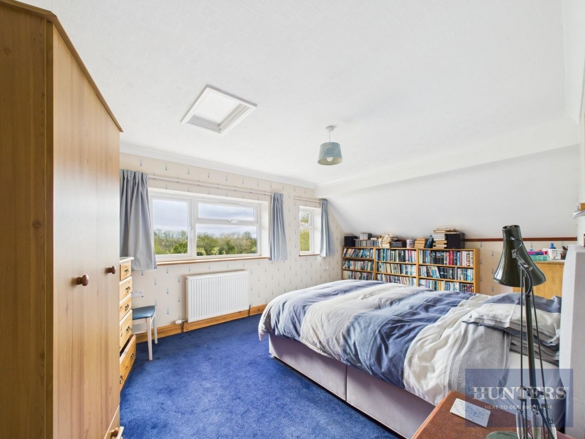 Shakespeare Cottages, The Reddings, Cheltenham