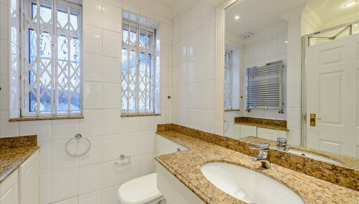 Strathmore Court, Park Road, London, NW8