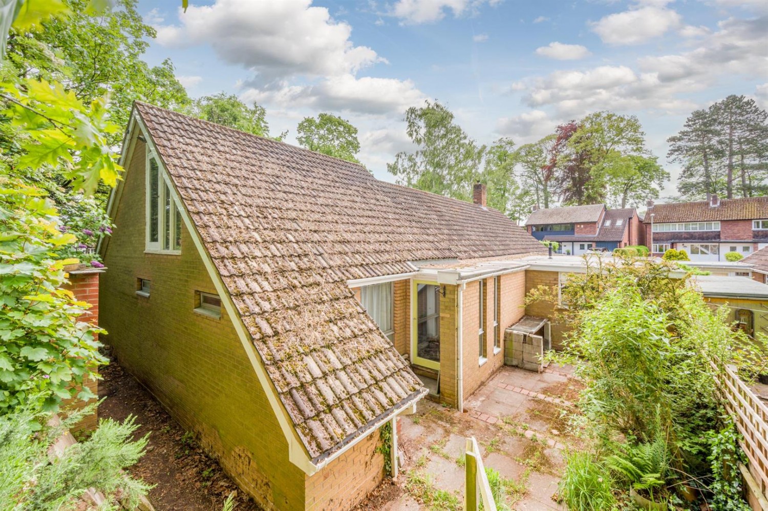 Summercourt Square, Kingswinford, DY6 9QJ