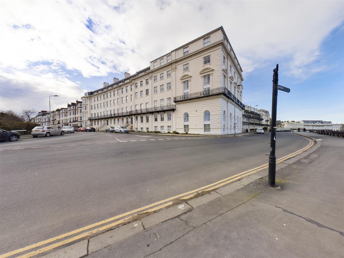 Prince Of Wales Apartments , Prince Of Wales Terrace, Scarborough