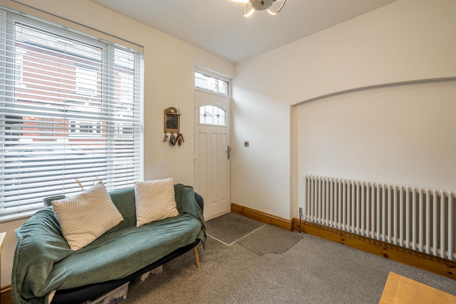 Platts Crescent, Stourbridge, DY8 4YZ
