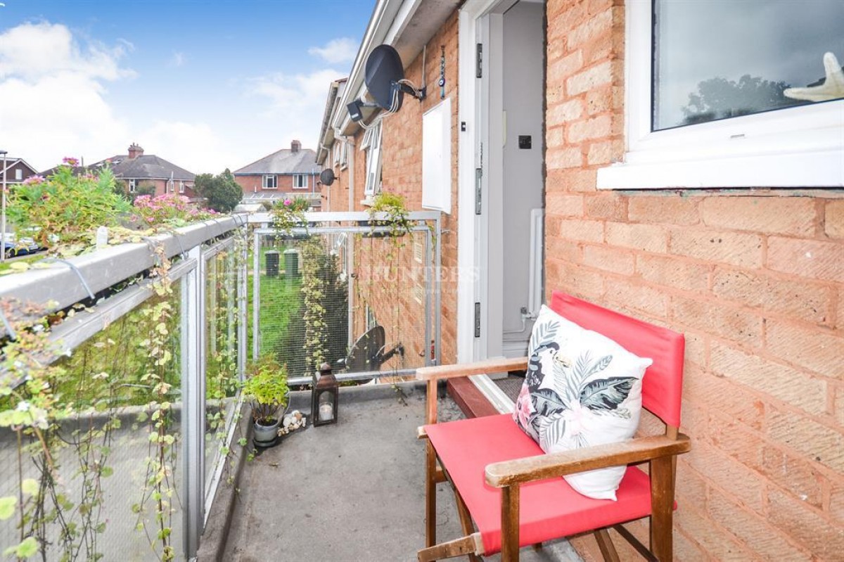 Carlyon Close, Exeter, EX1 3AZ