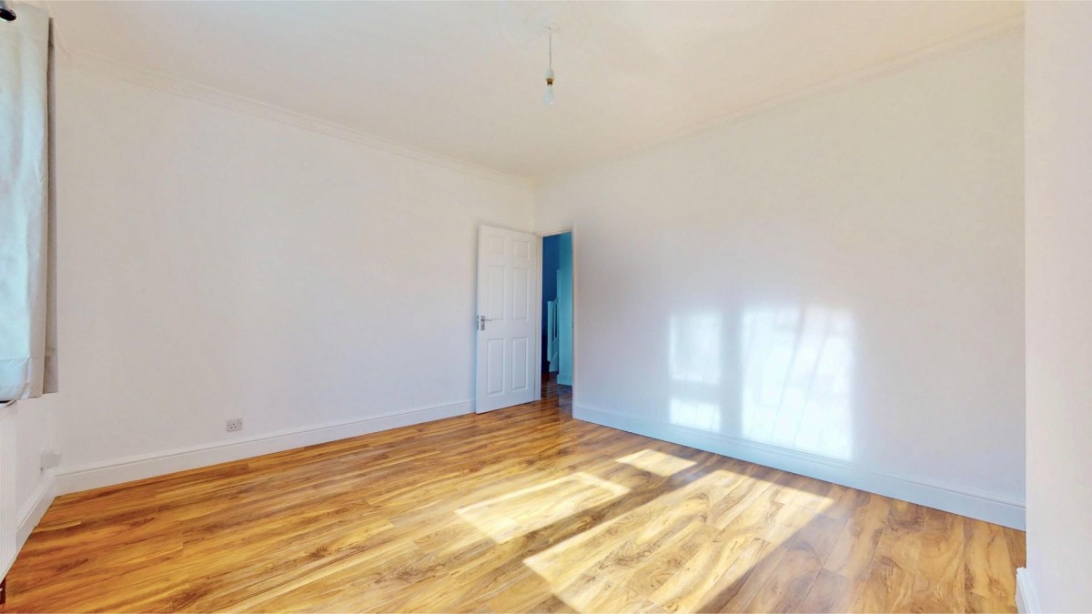 Mayesbrook Road, Dagenham, RM8