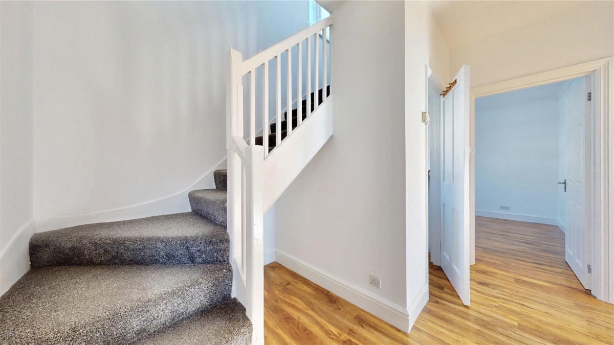 Mayesbrook Road, Dagenham, RM8