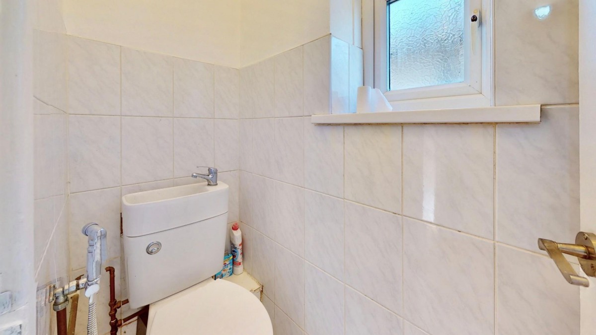 Mayesbrook Road, Dagenham, RM8