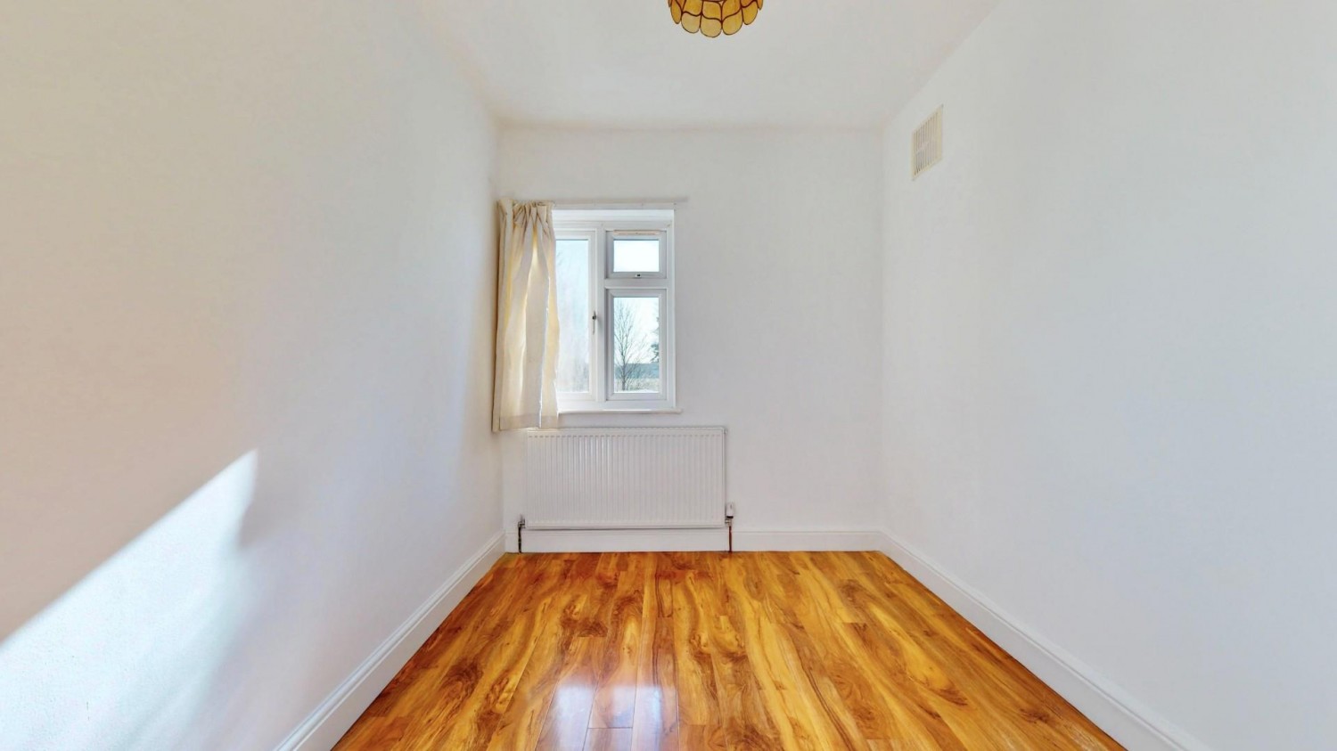 Mayesbrook Road, Dagenham, RM8