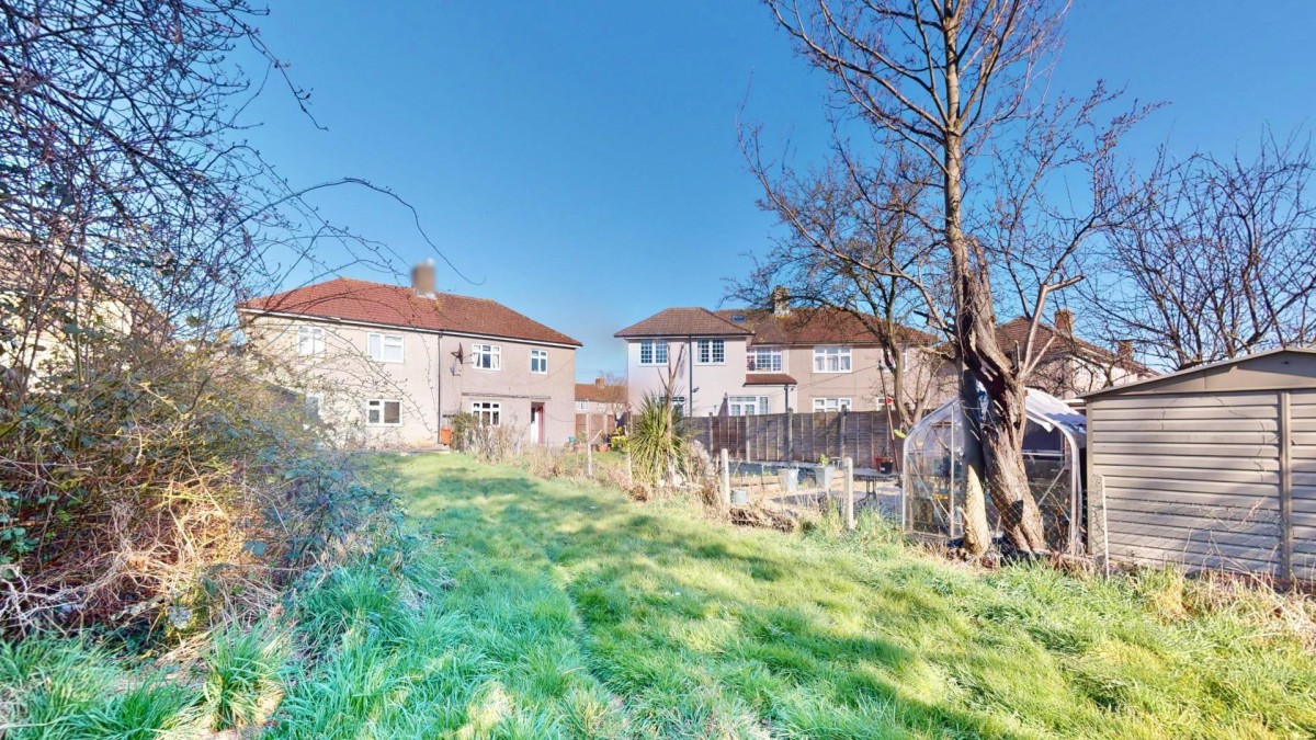 Mayesbrook Road, Dagenham, RM8