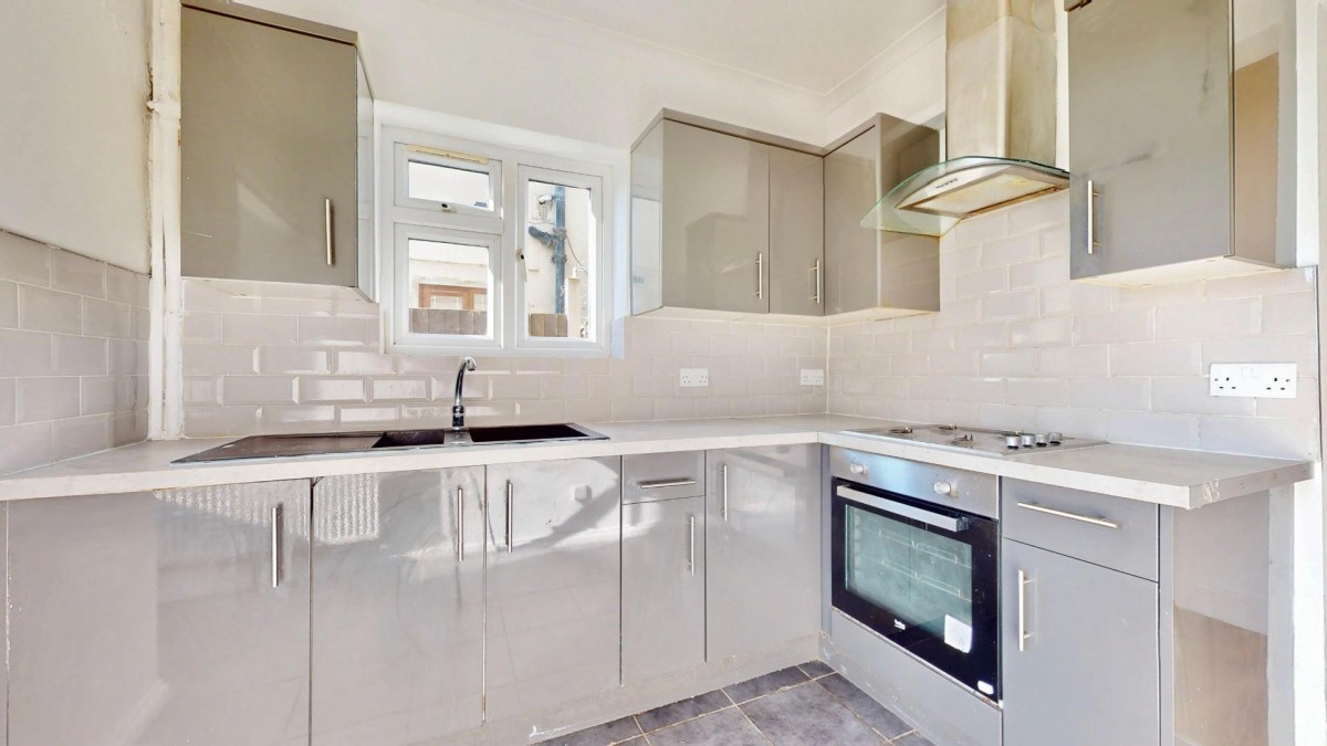 Mayesbrook Road, Dagenham, RM8