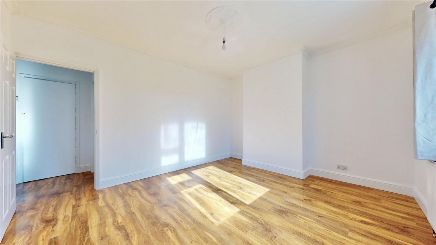 Mayesbrook Road, Dagenham, RM8