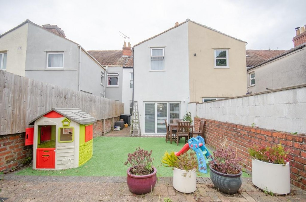 Downend Road, Downend, Bristol, BS16 5UF