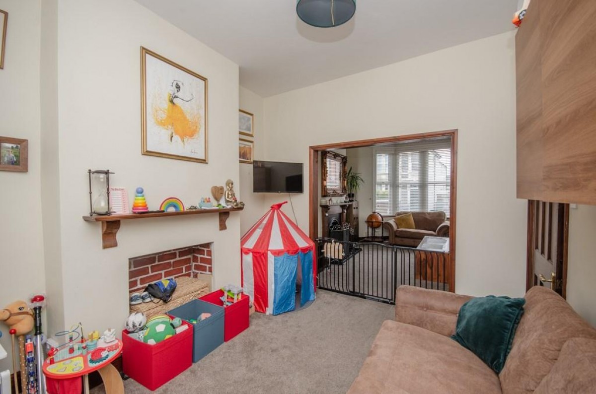 Downend Road, Downend, Bristol, BS16 5UF