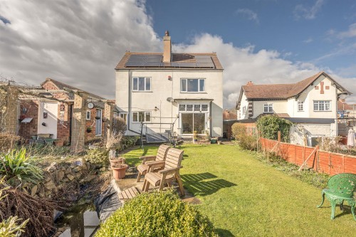 Siviters Lane, Rowley Regis, B65 8DP