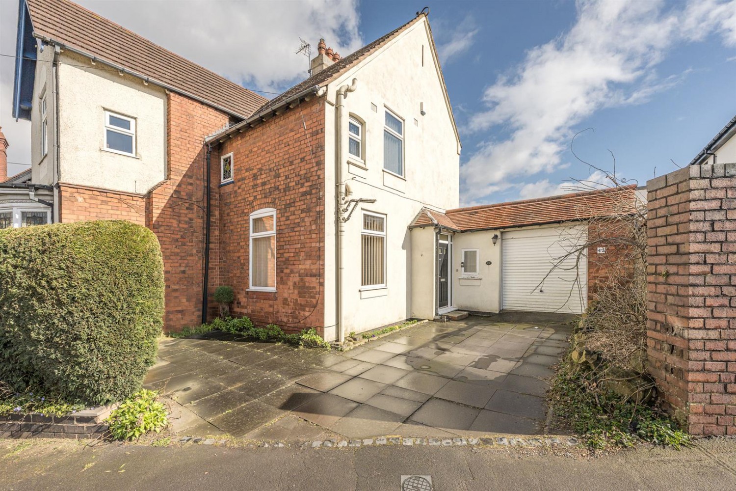Siviters Lane, Rowley Regis, B65 8DP