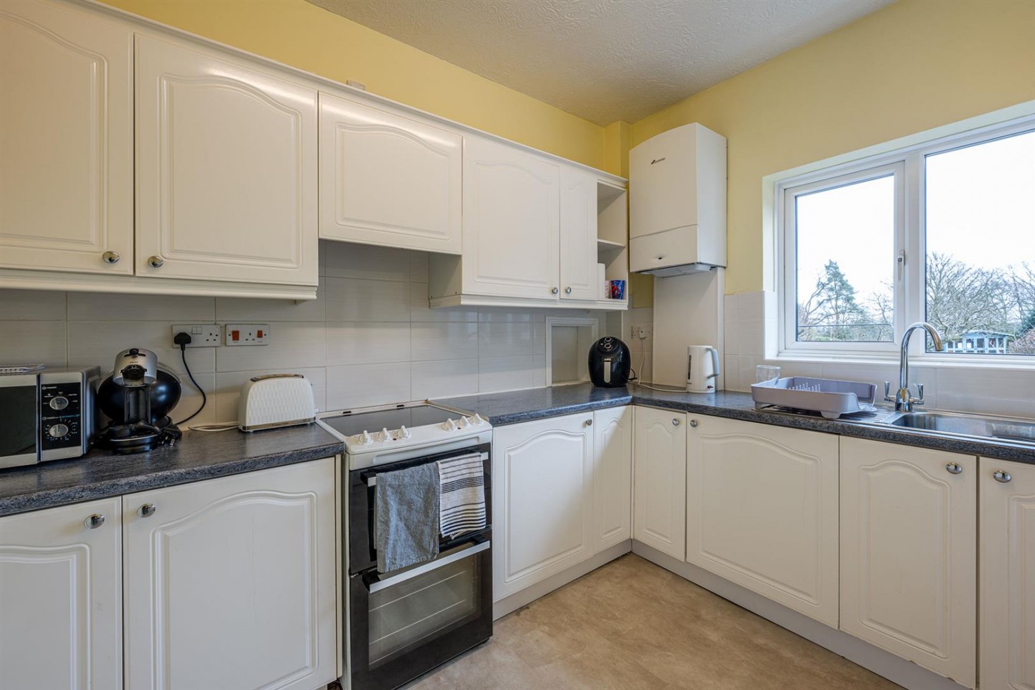 Siviters Lane, Rowley Regis, B65 8DP