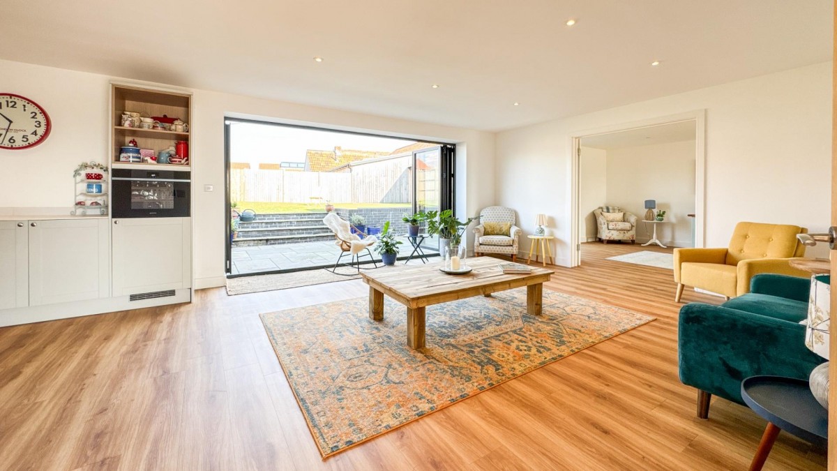 Box Hedge Farm Lane, Coalpit Heath, Bristol