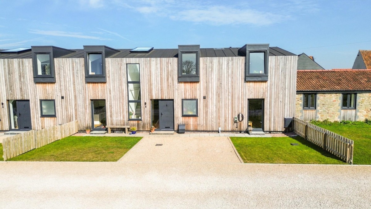 Box Hedge Farm Lane, Coalpit Heath, Bristol