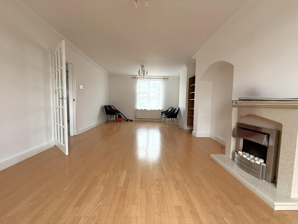 Durell Road, Dagenham, RM9