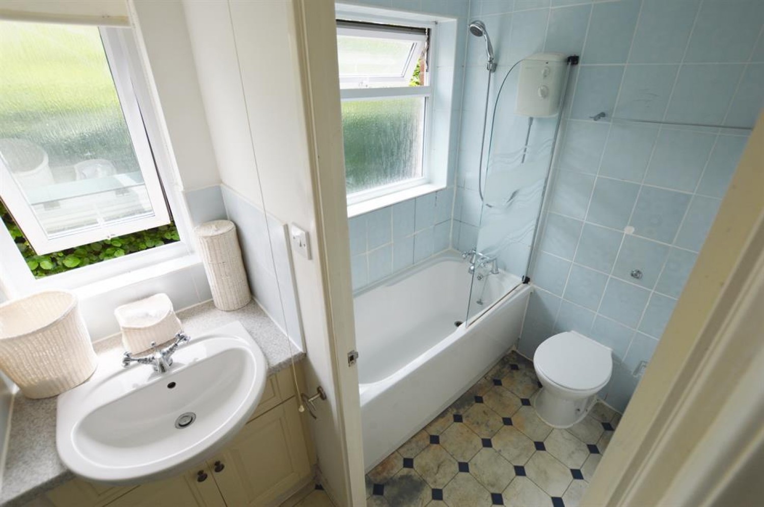 Elmley Close, Beckton, London, E6 5RZ