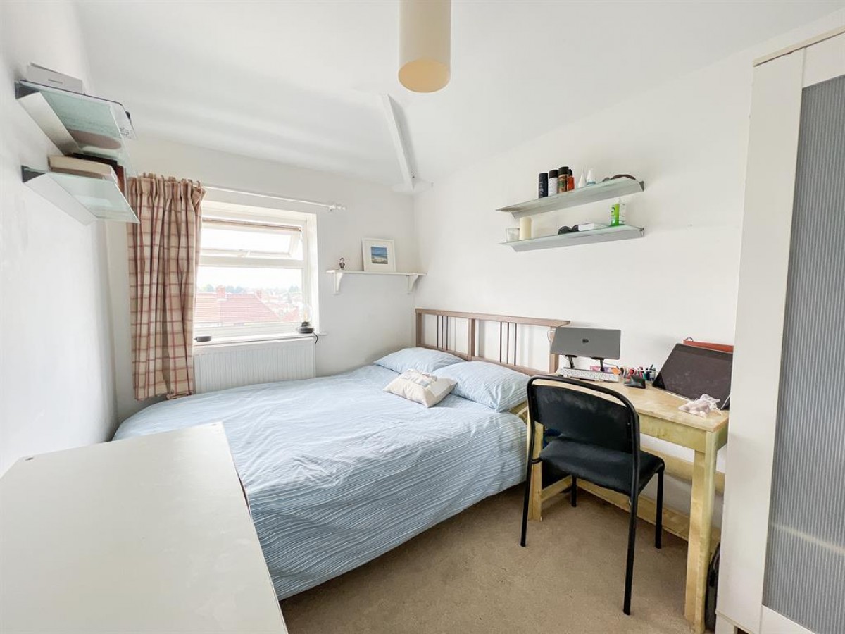 Queenshill Road, Bristol, BS4 2XL