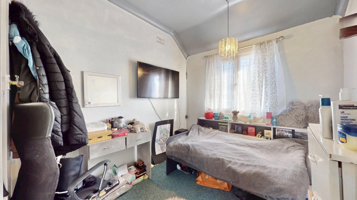 Church Road, Ilford, IG2