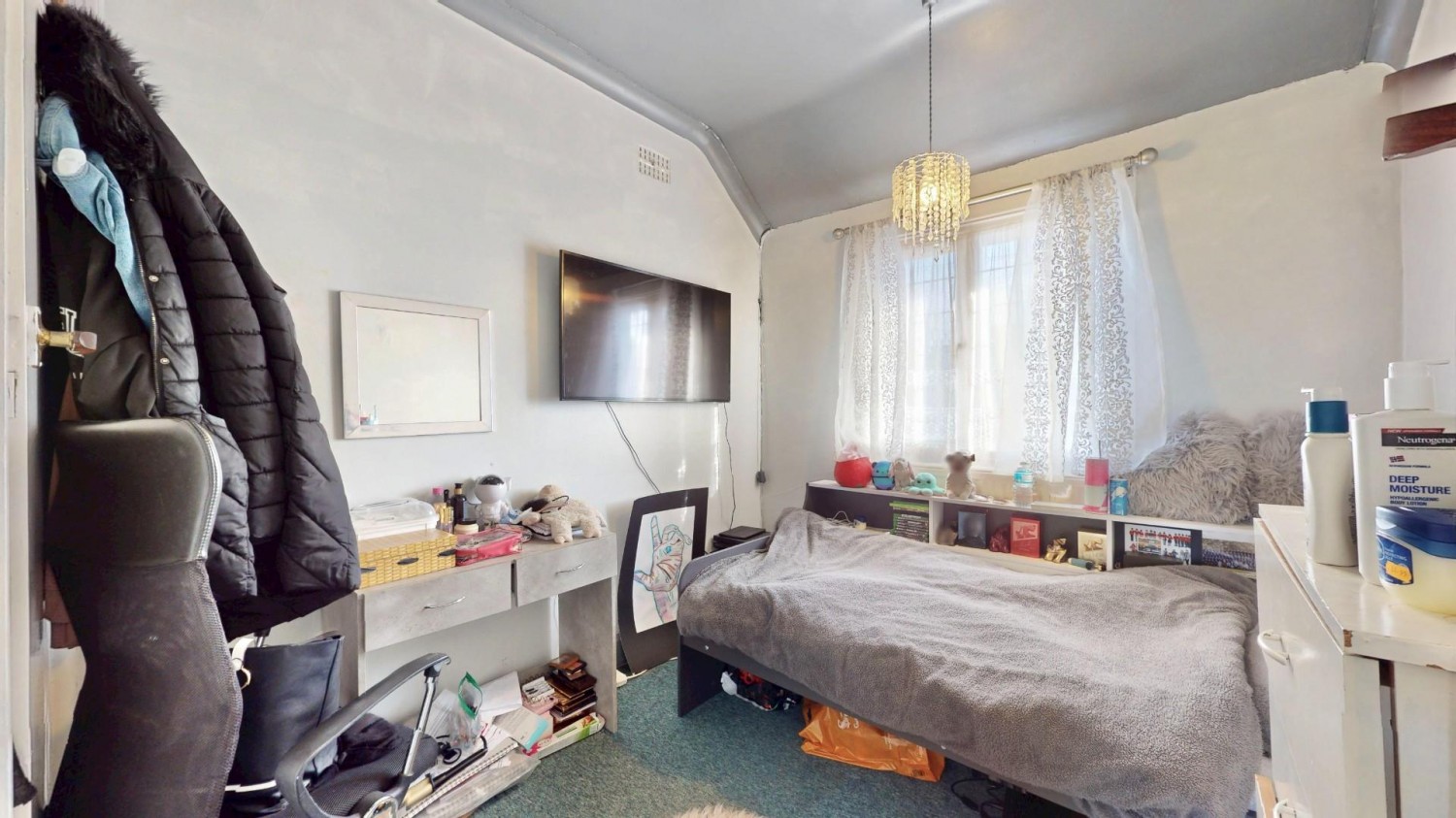 Church Road, Ilford, IG2