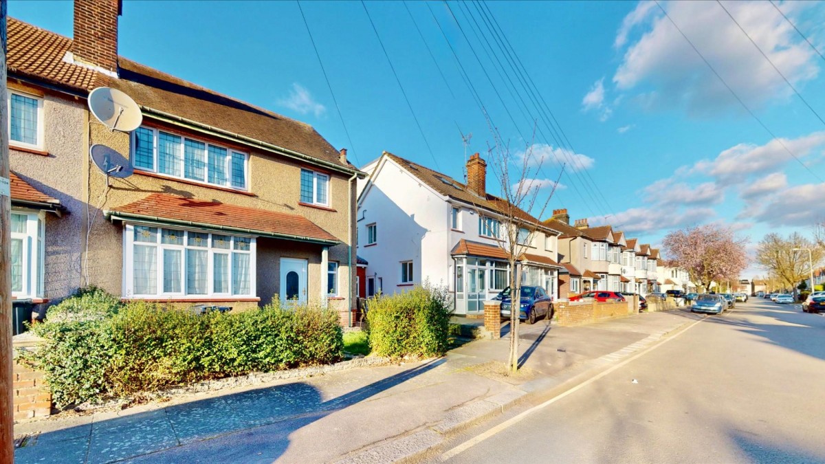 Church Road, Ilford, IG2