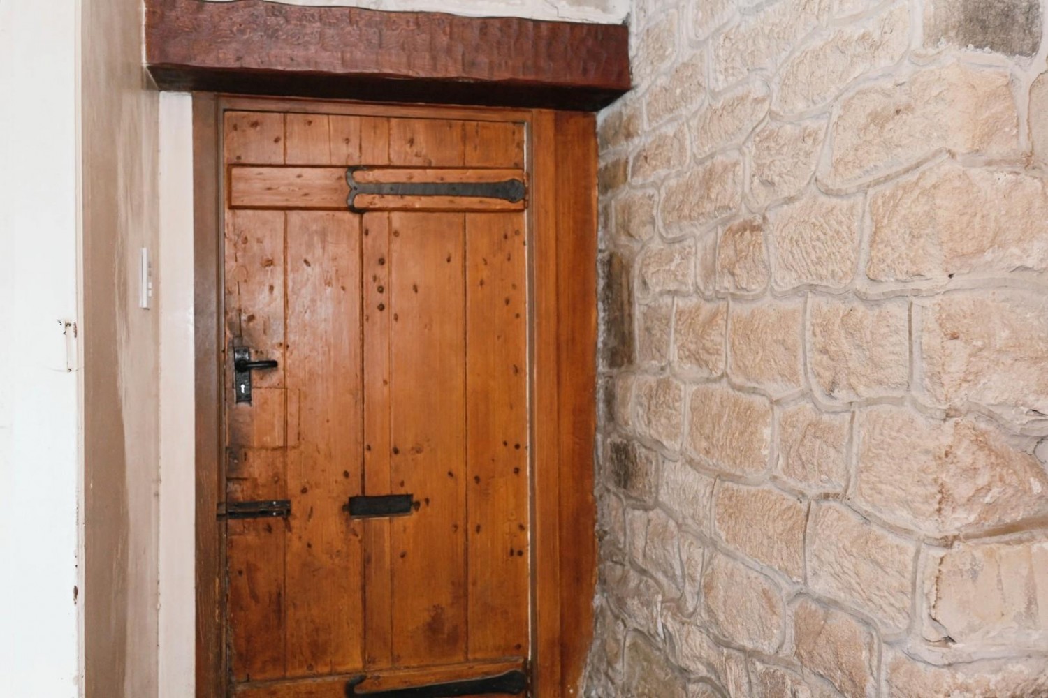Old Hollings Hill, Guiseley, Leeds, LS20