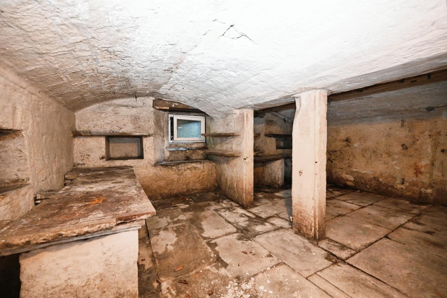 Old Hollings Hill, Guiseley, Leeds, LS20