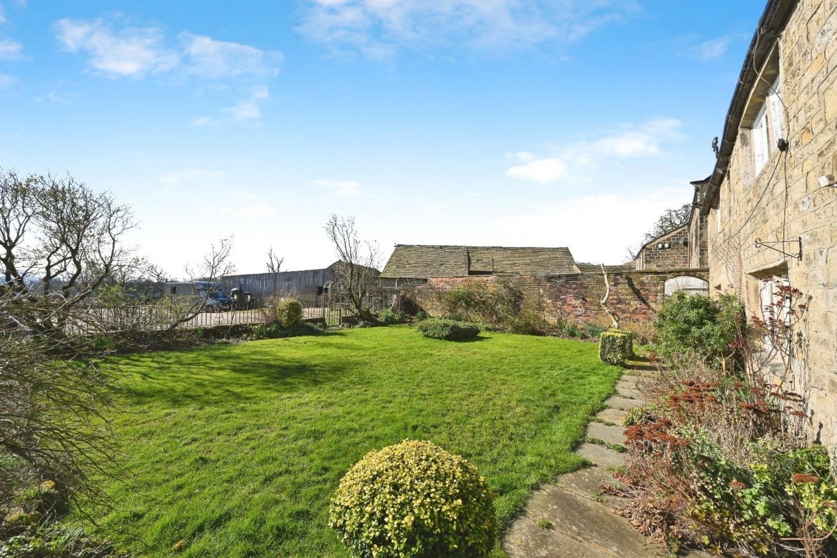 Old Hollings Hill, Guiseley, Leeds, LS20