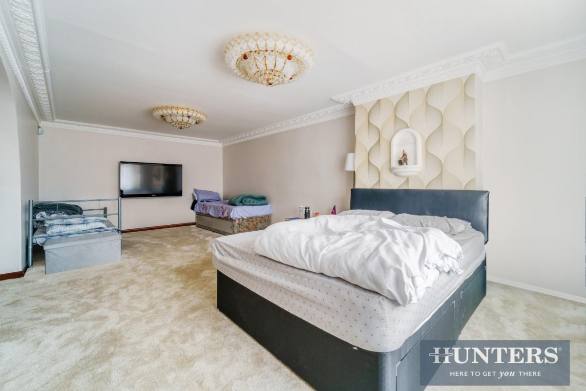 Martindale Rd, Hounslow