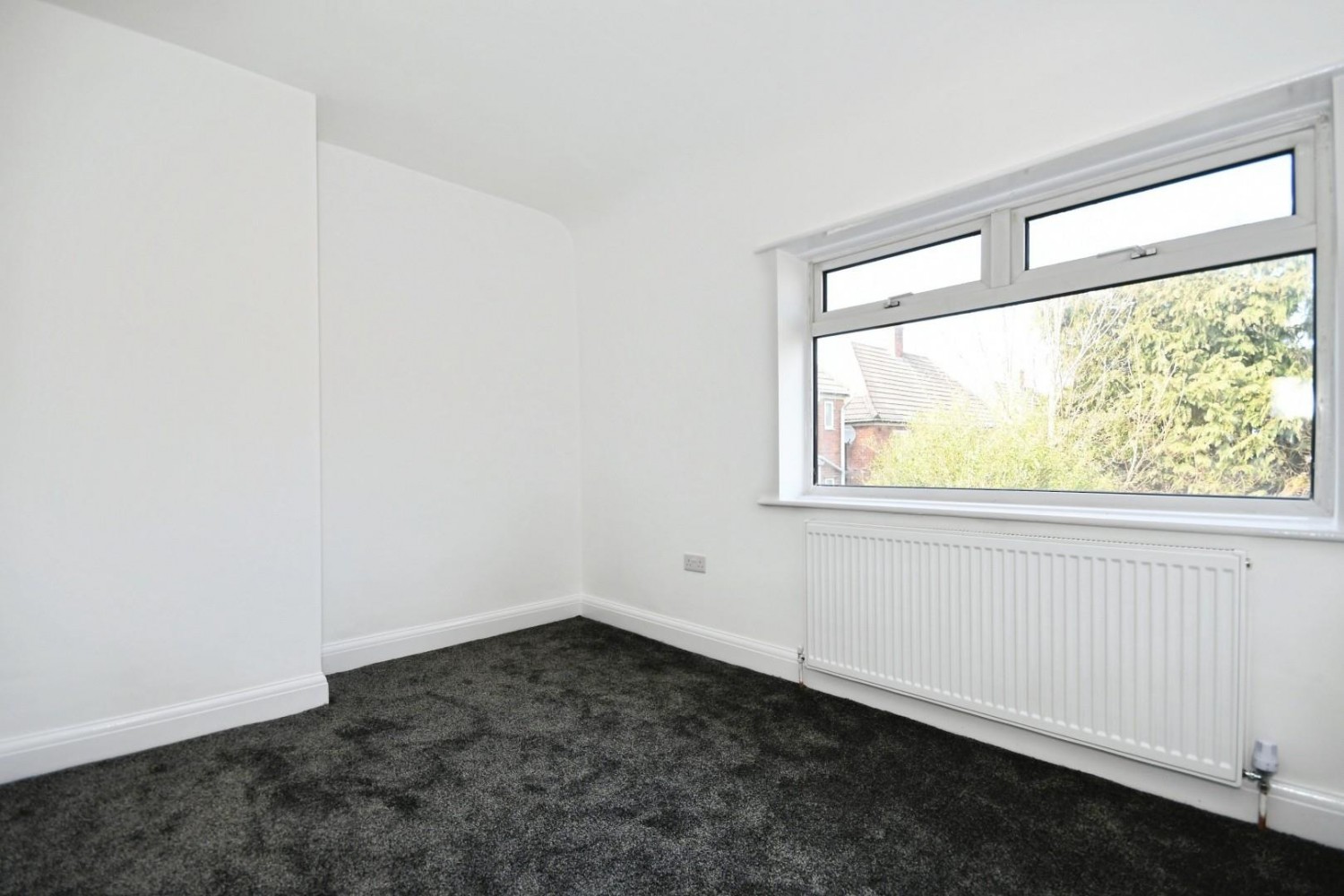 St. Augustines Rise, Chesterfield, S40 2RZ