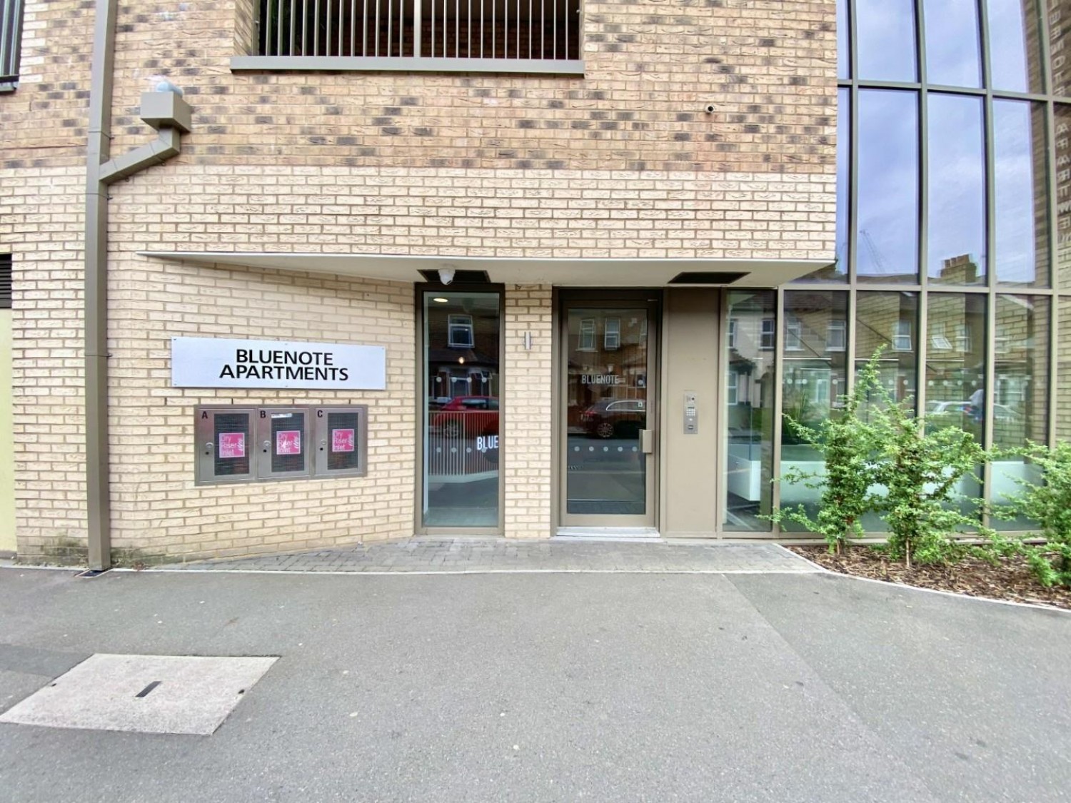 Bluenote Apartments, Blyth Road, Hayes, UB3 1FG