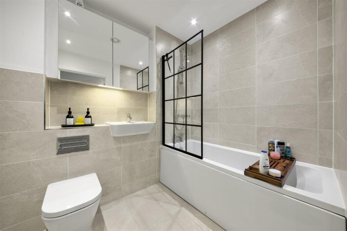 Bluenote Apartments, Blyth Road, Hayes, UB3 1FG