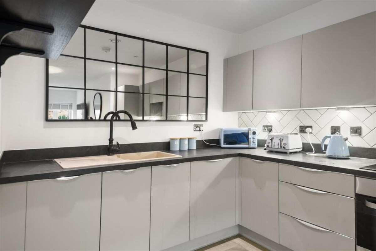 Bluenote Apartments, Blyth Road, Hayes, UB3 1FG