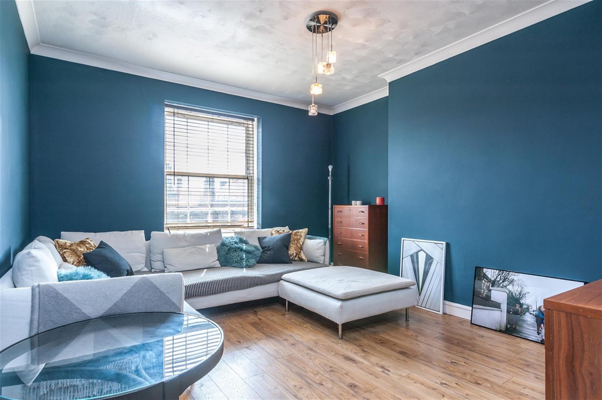 Pembury Road, London, E5