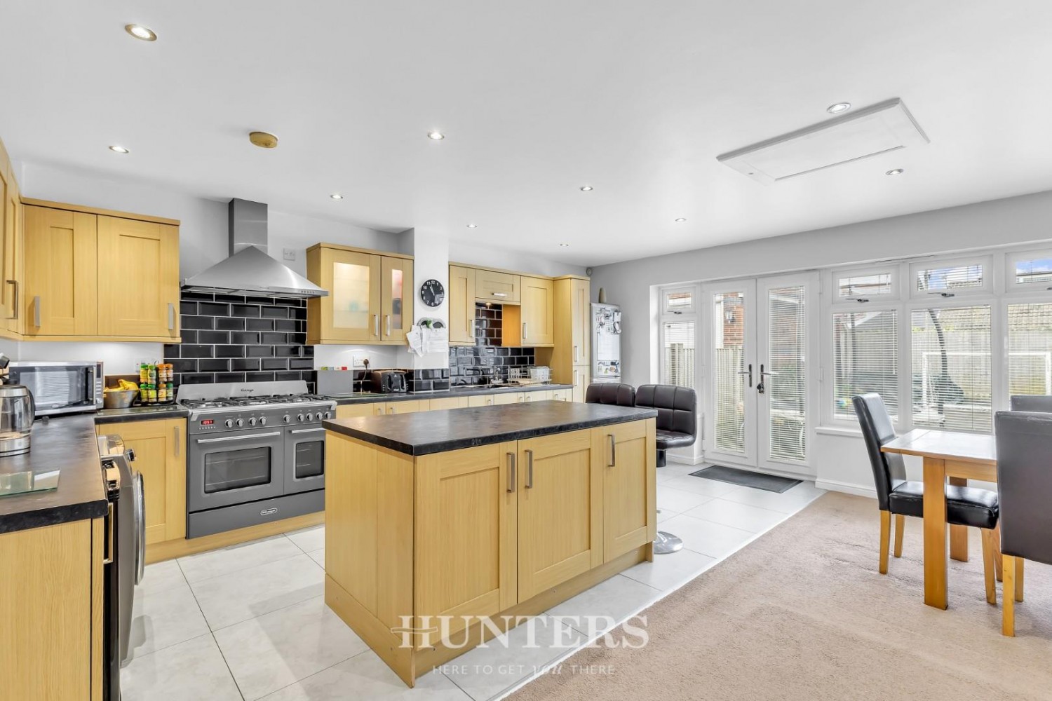 Warwick Road, Alkrington, Middleton M24