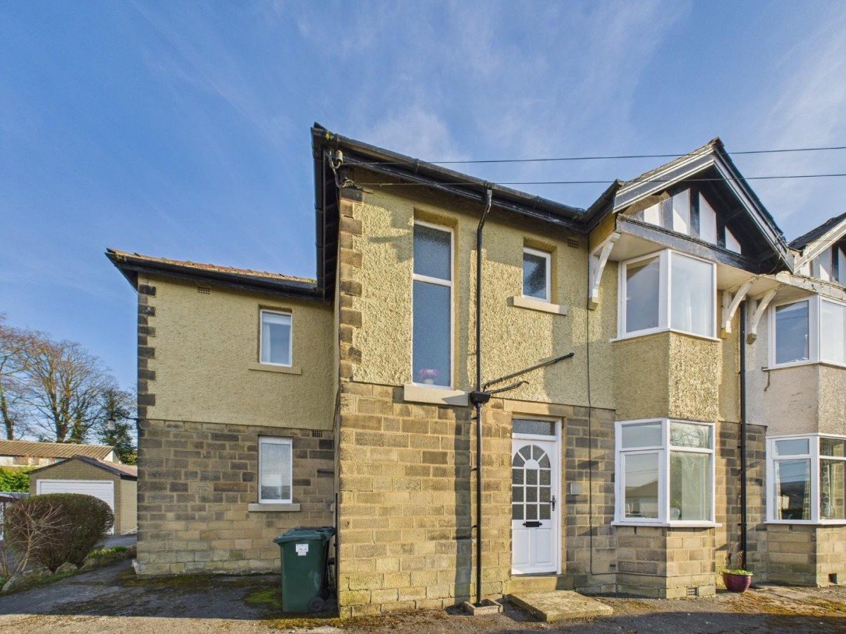 Longwood Avenue, Bingley