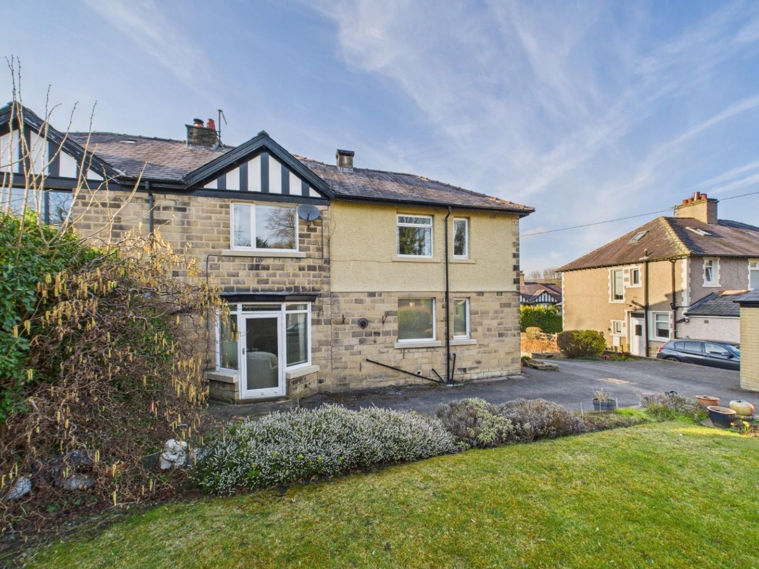Longwood Avenue, Bingley