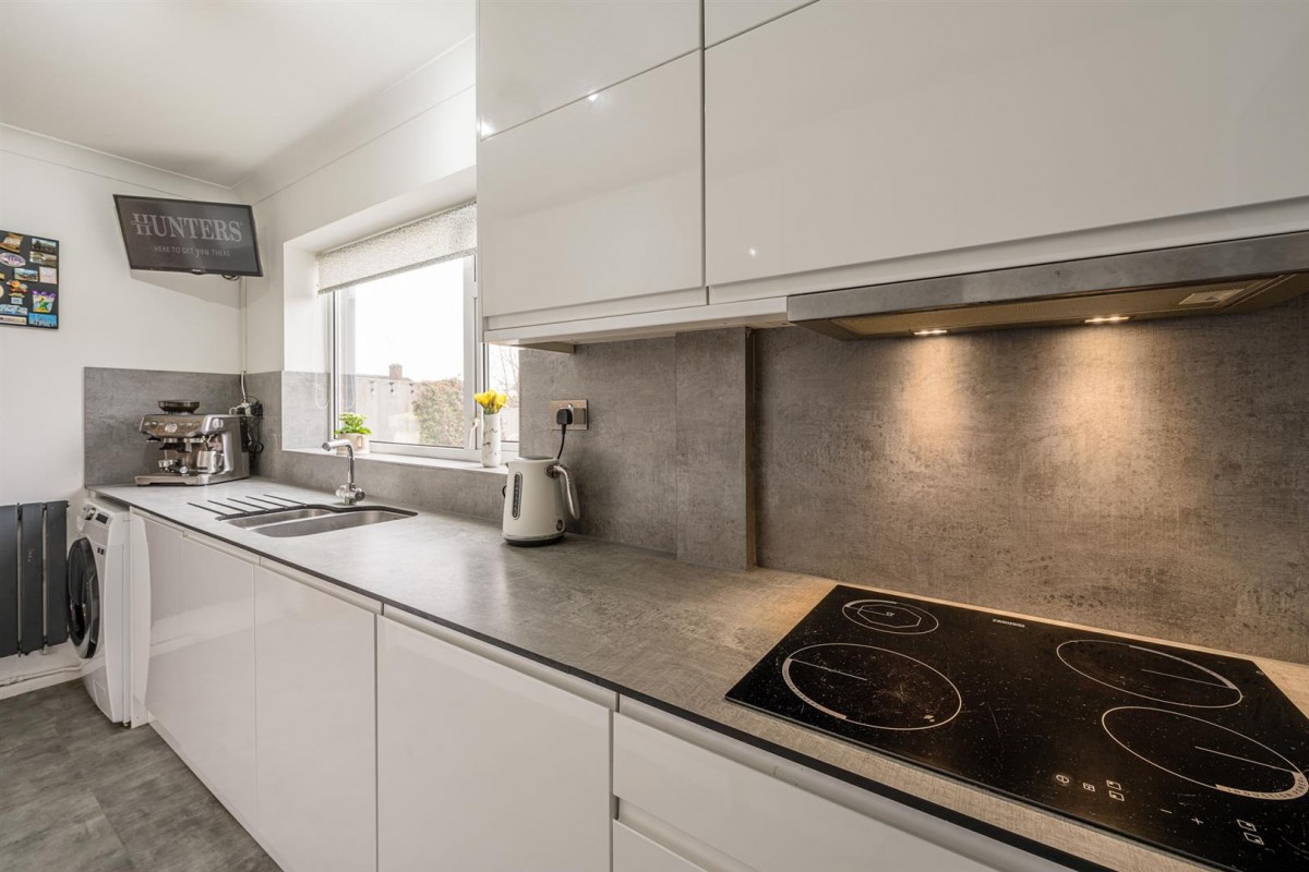 Drew Crescent, Pedmore, Stourbridge, DY9 0UX