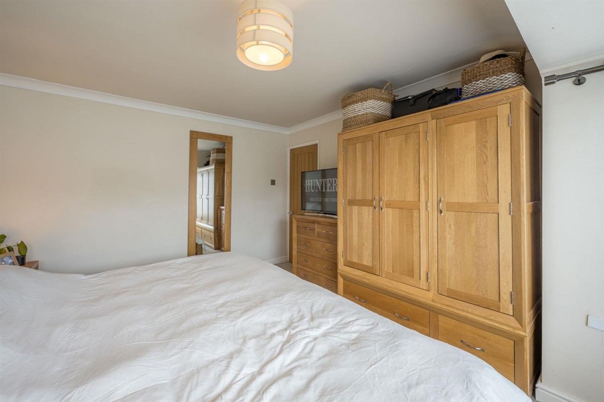 Drew Crescent, Pedmore, Stourbridge, DY9 0UX