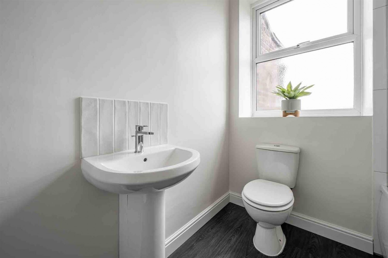 Brettell Lane, Brierley Hill, DY5 3LT