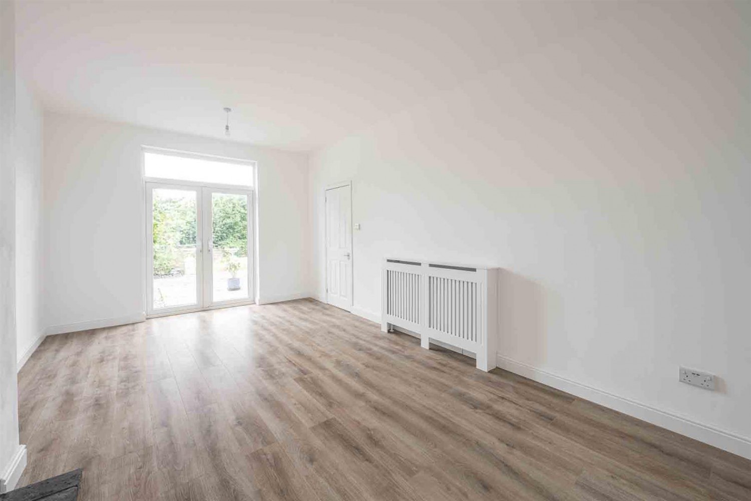 Brettell Lane, Brierley Hill, DY5 3LT