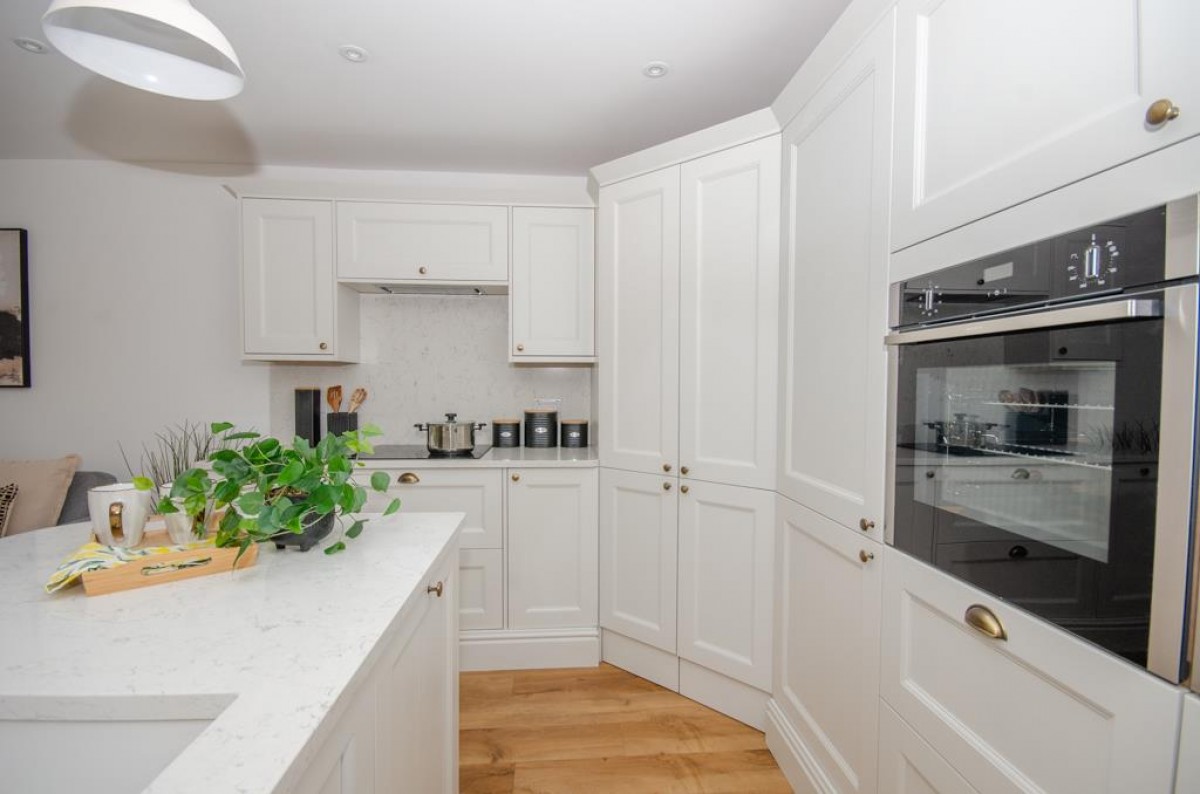 Lower Court Road, Almondsbury, Bristol