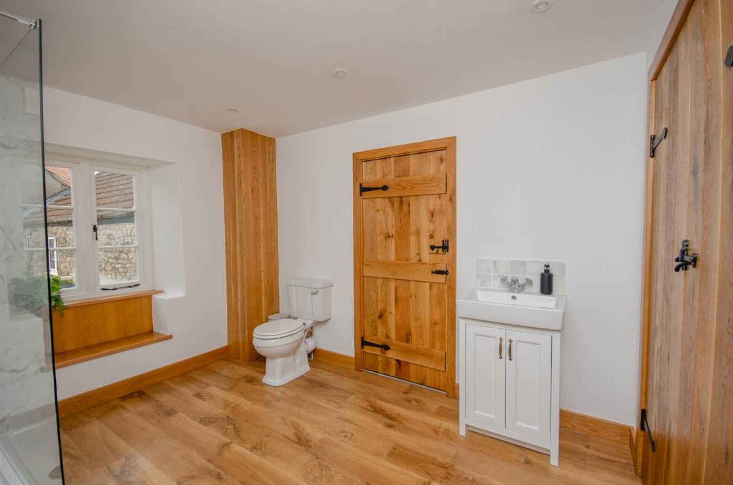 Lower Court Road, Almondsbury, Bristol