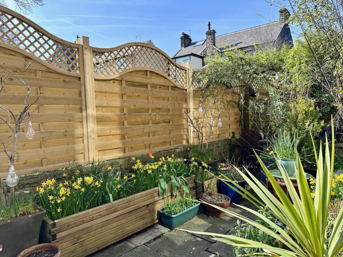 Albany Row, Menston, LS29