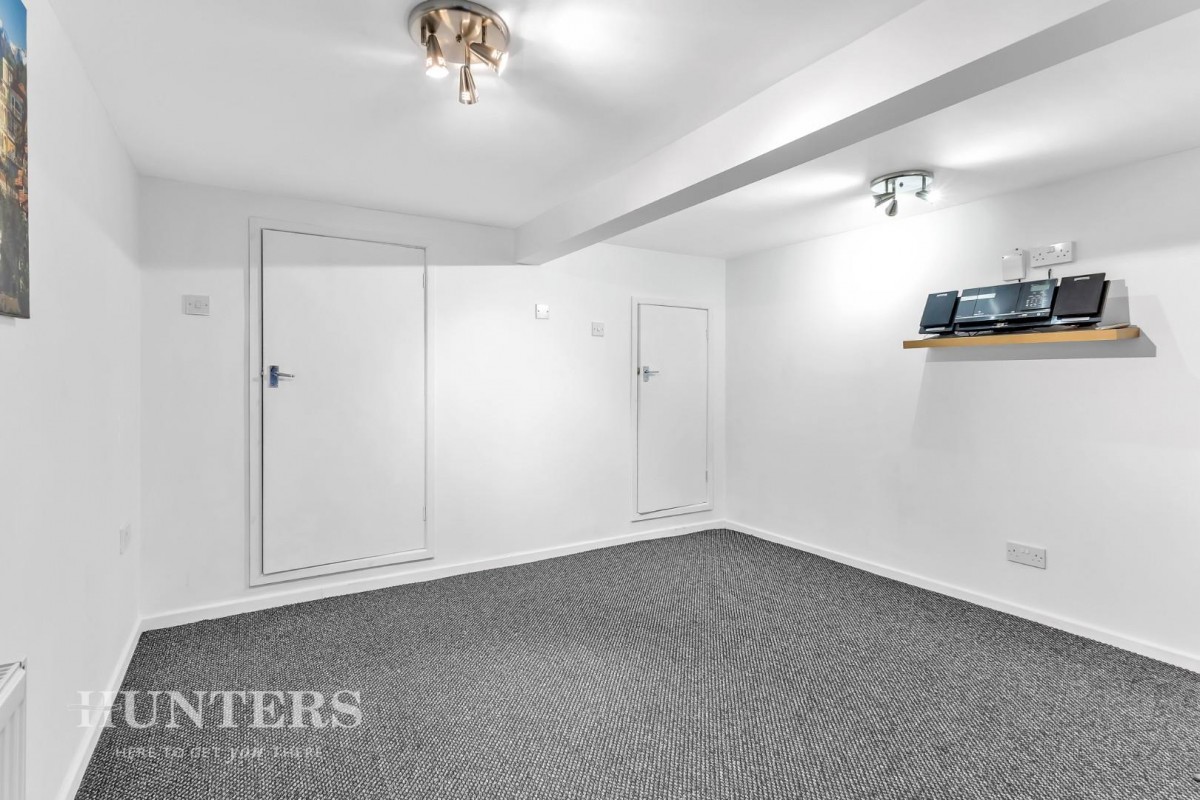 Arncliffe Rise, Oldham