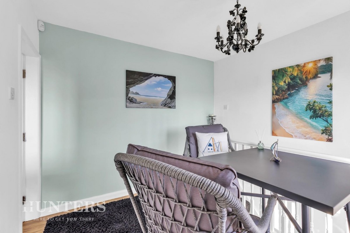 Arncliffe Rise, Oldham