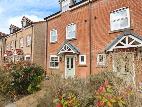 Churchill Gardens, Yate, Bristol, BS37 7BG