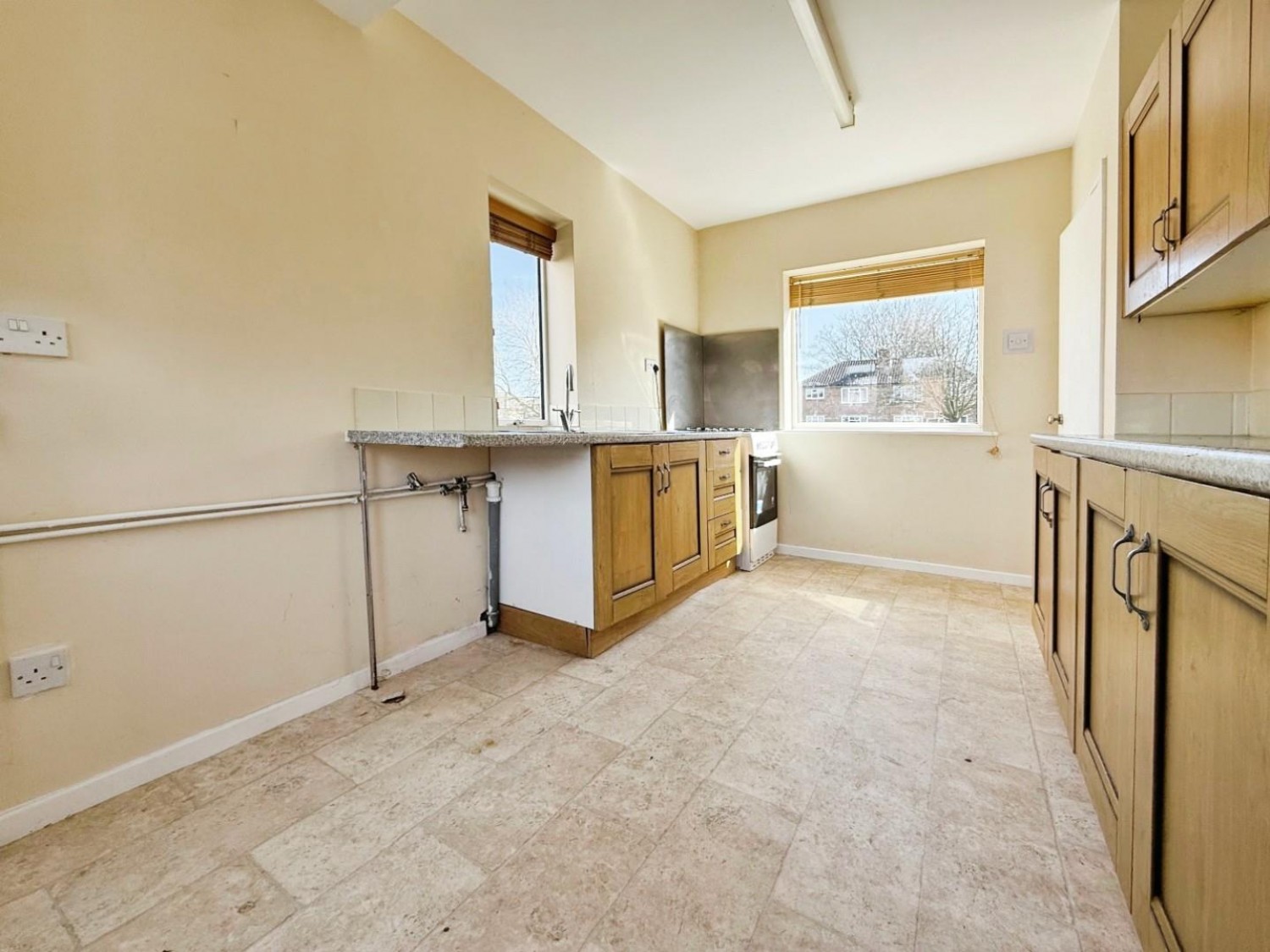 Woodfield Road, Harrogate, HG1 4LN